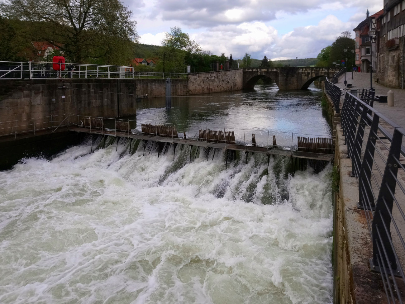 Nadelwehr in der Werra