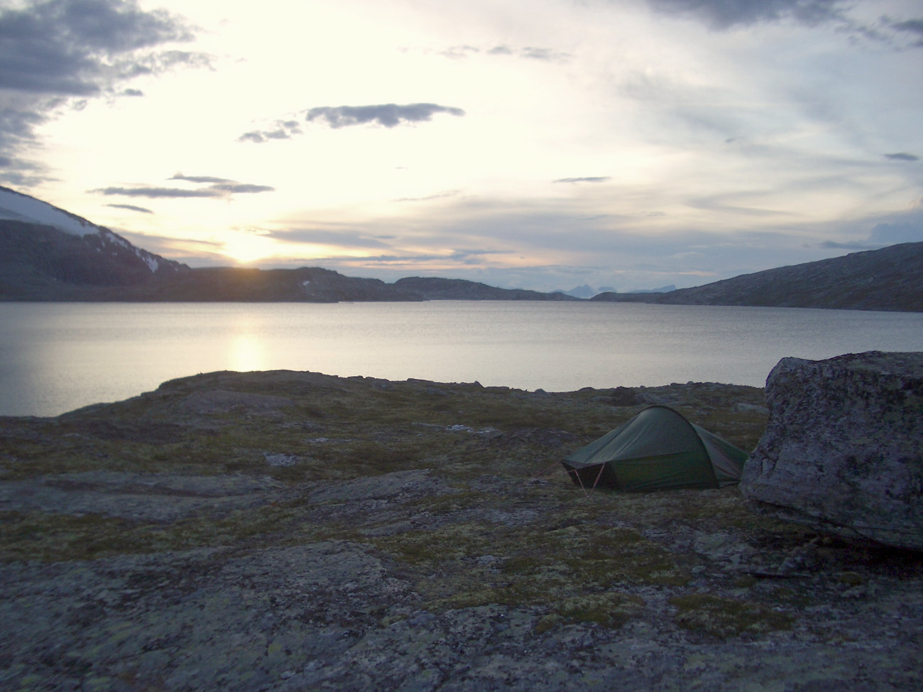 Zelt nach Loennechenbua