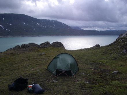 Zelt am Låmivatnet