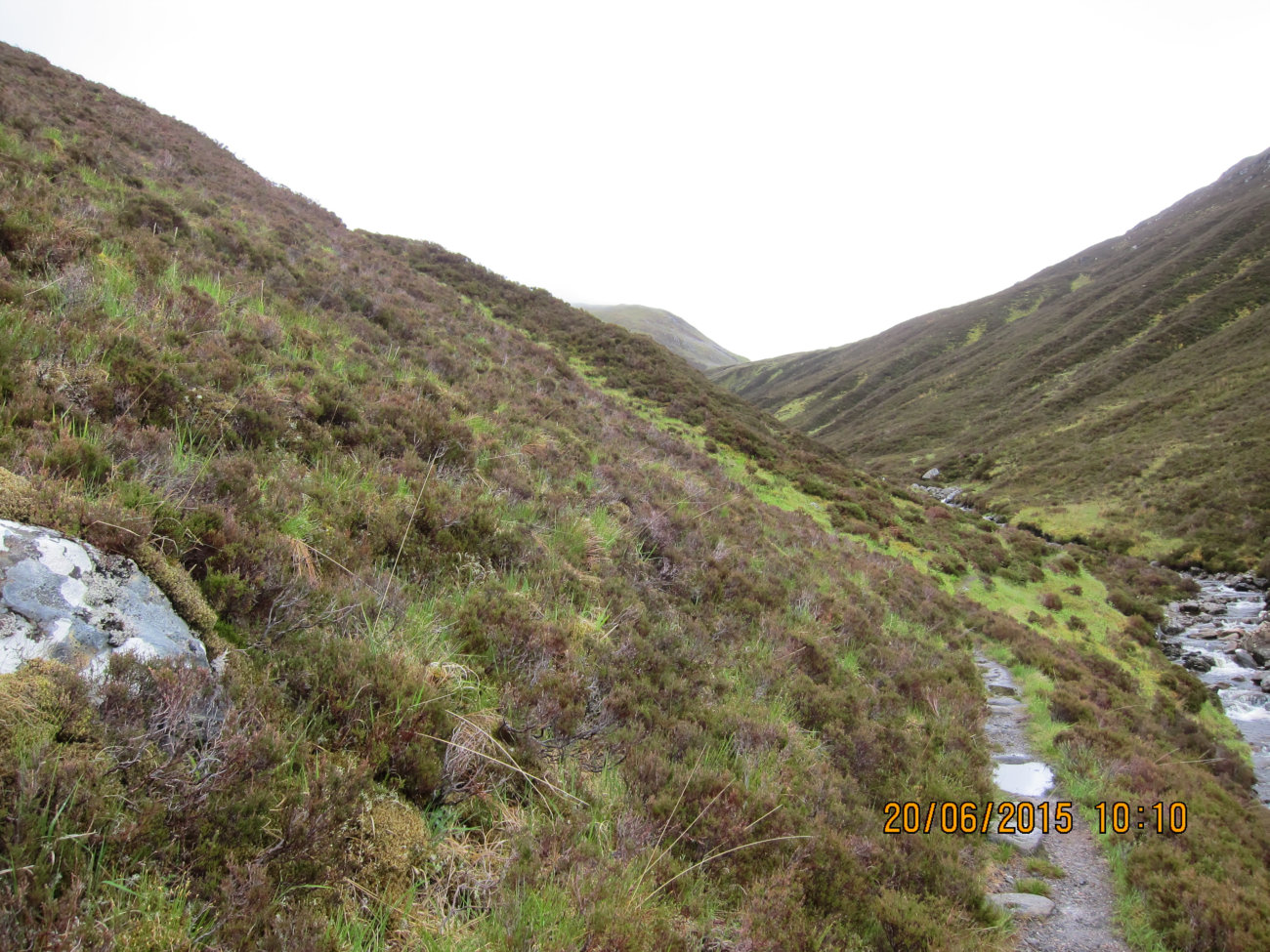 Weg entlang der Ault-na-Chruinn