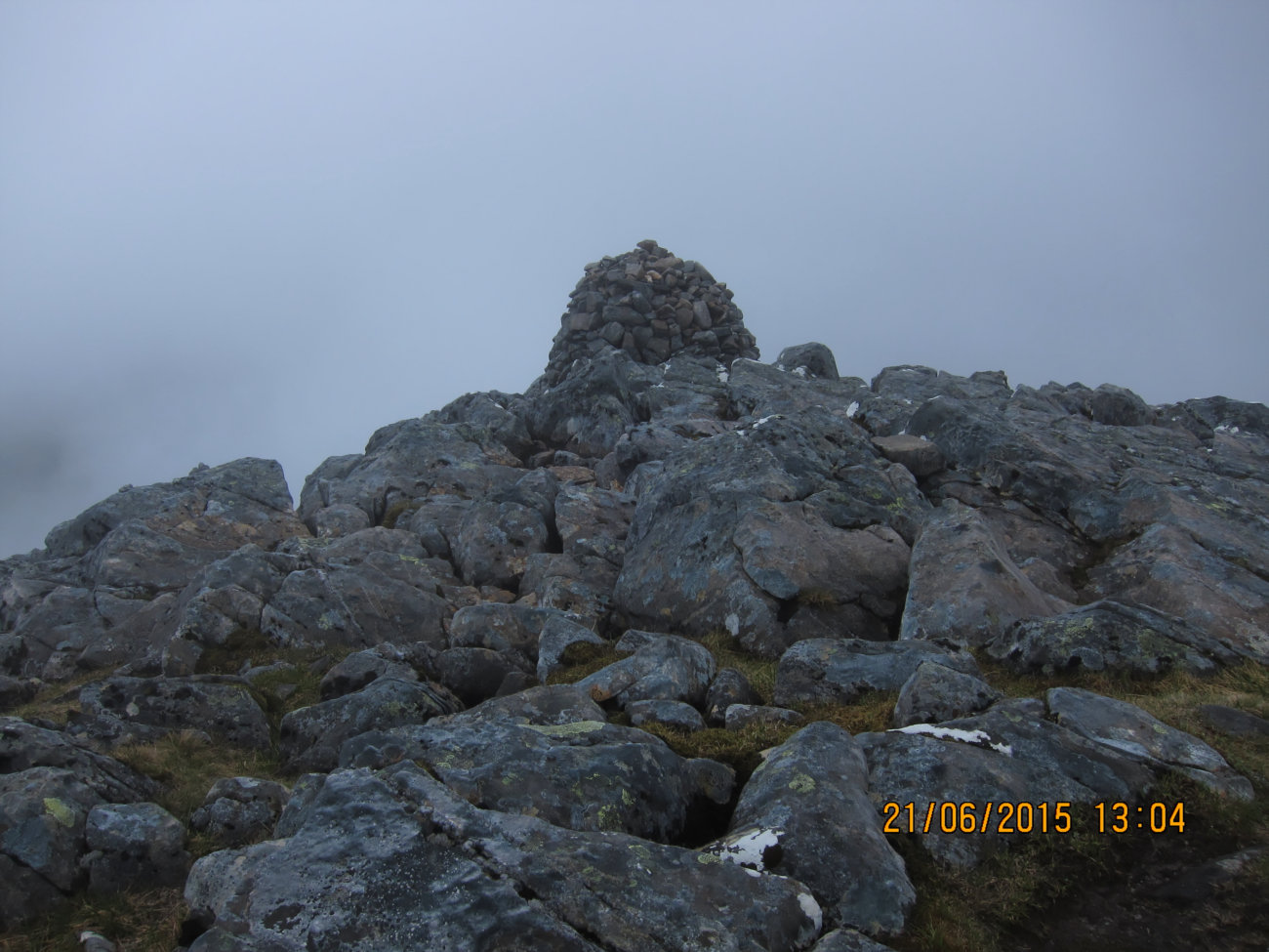 Steinhaufen auf dem Sgùrr na Ciste Duibhe