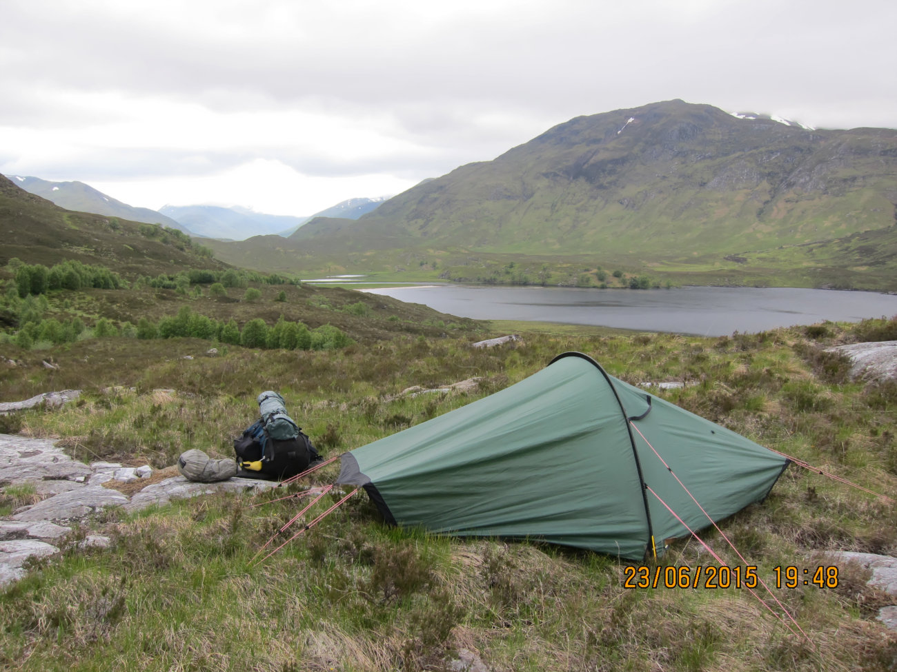 Zelt am Loch Affric