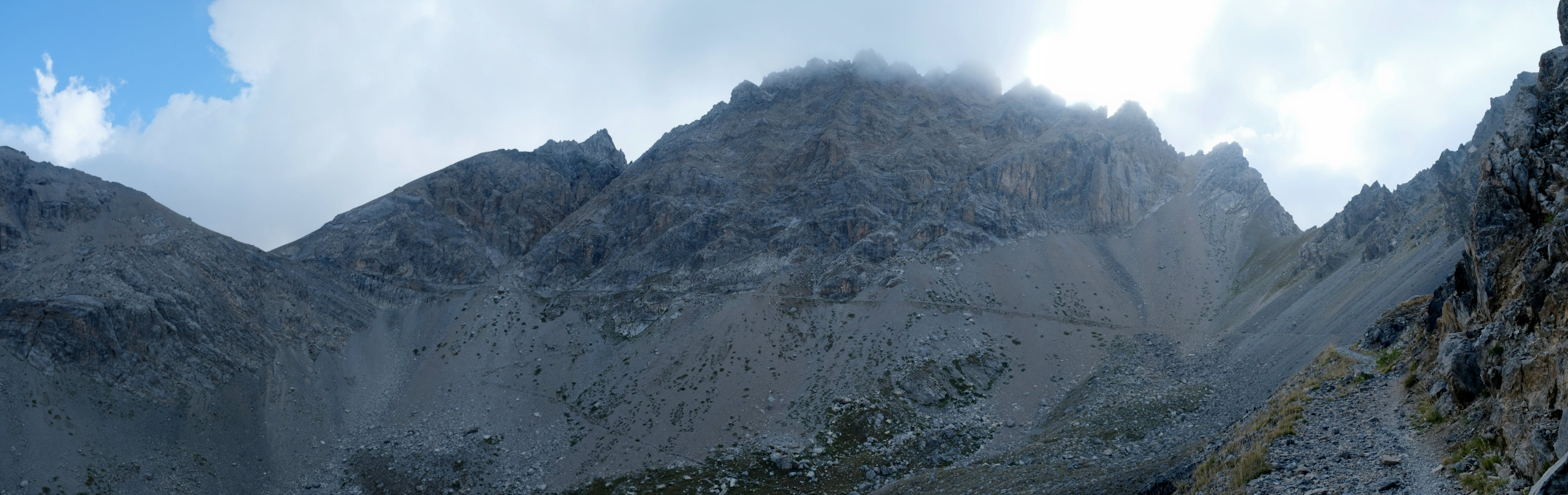 Weg zum Passo di Rocca Brancia