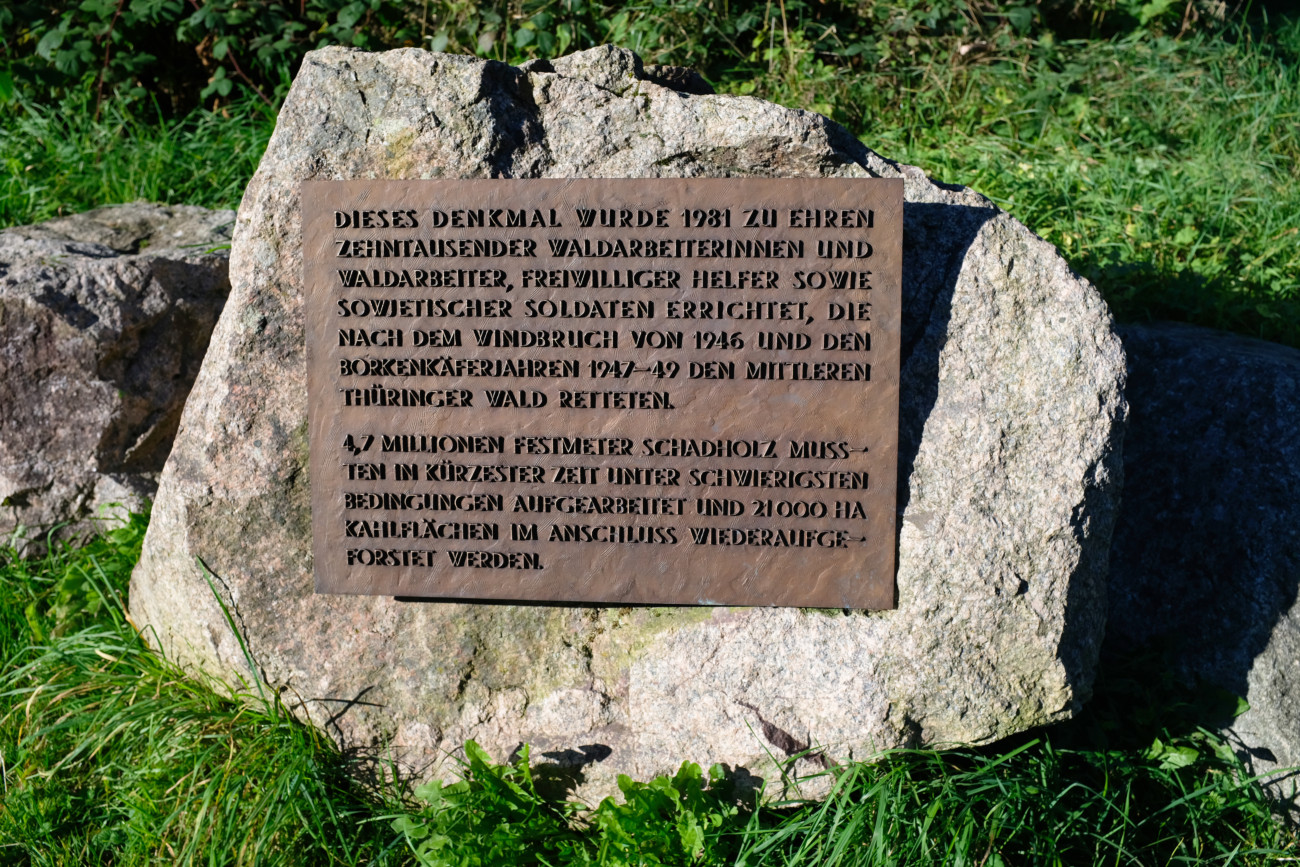 Waldarbeiterdenkmal-Tafel