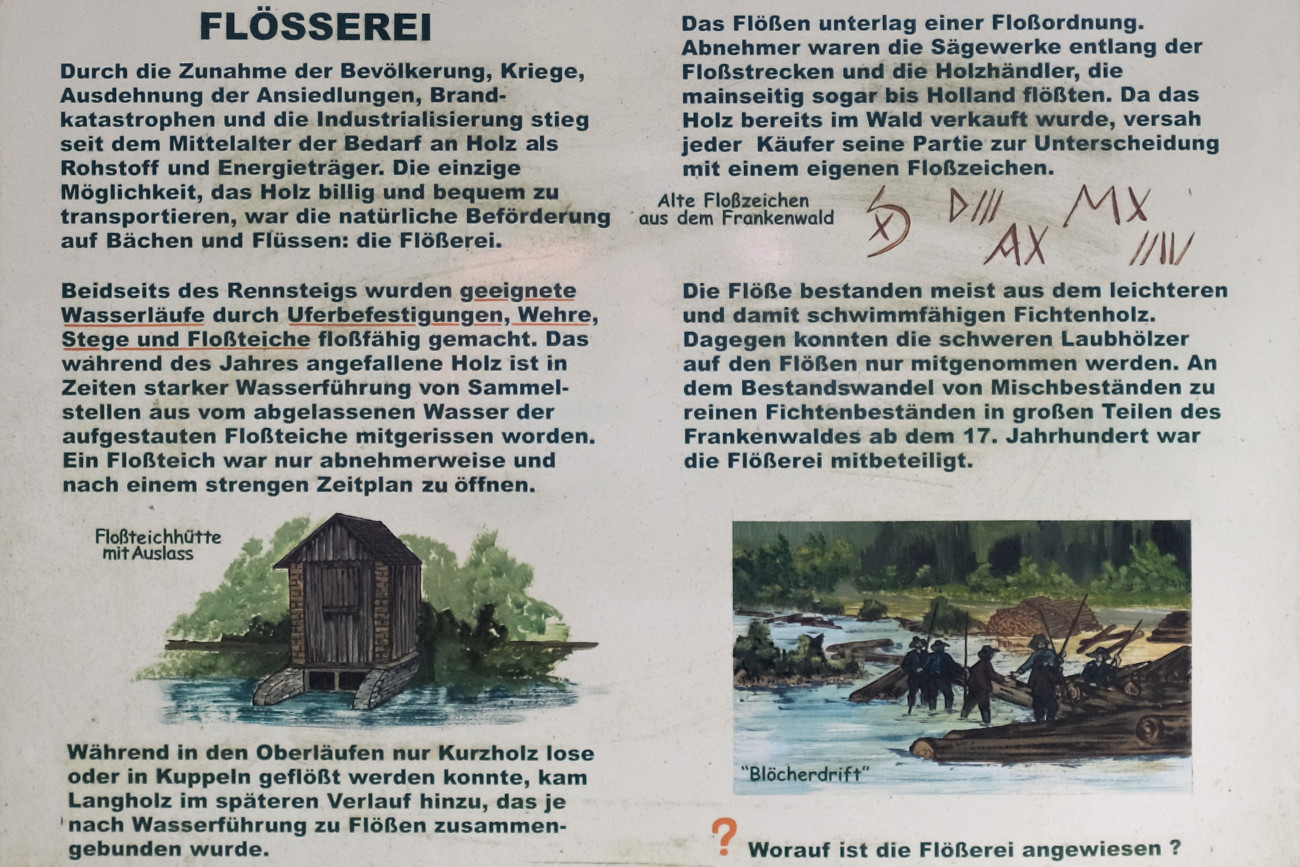 Tafel zur historischen Nutzung des Waldes - Flößerei