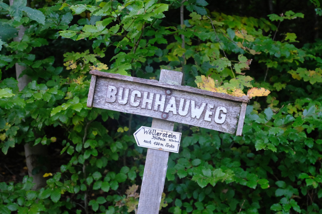 Wegweiser zum Wöllerstein