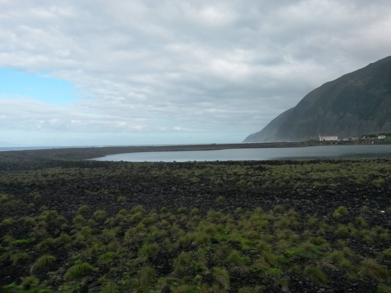 Lagune der Fajã da Caldeira de Santo Cristo