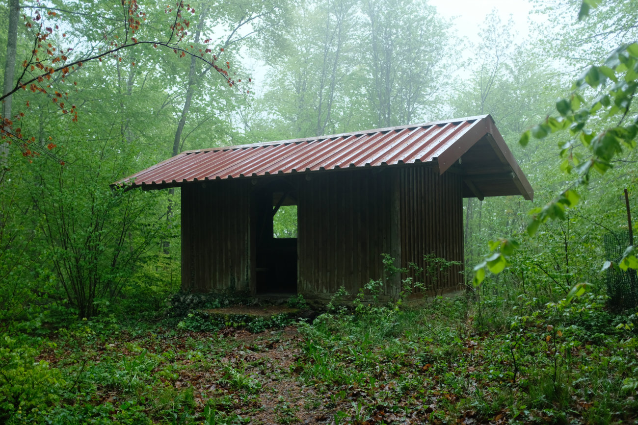 Schutzhütte am Heumacherfels