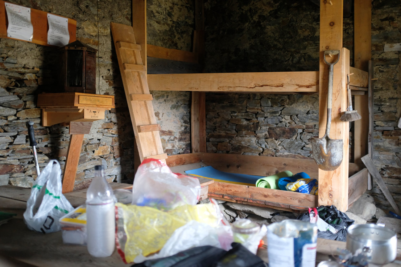 Biwak Taschenjöchl innen