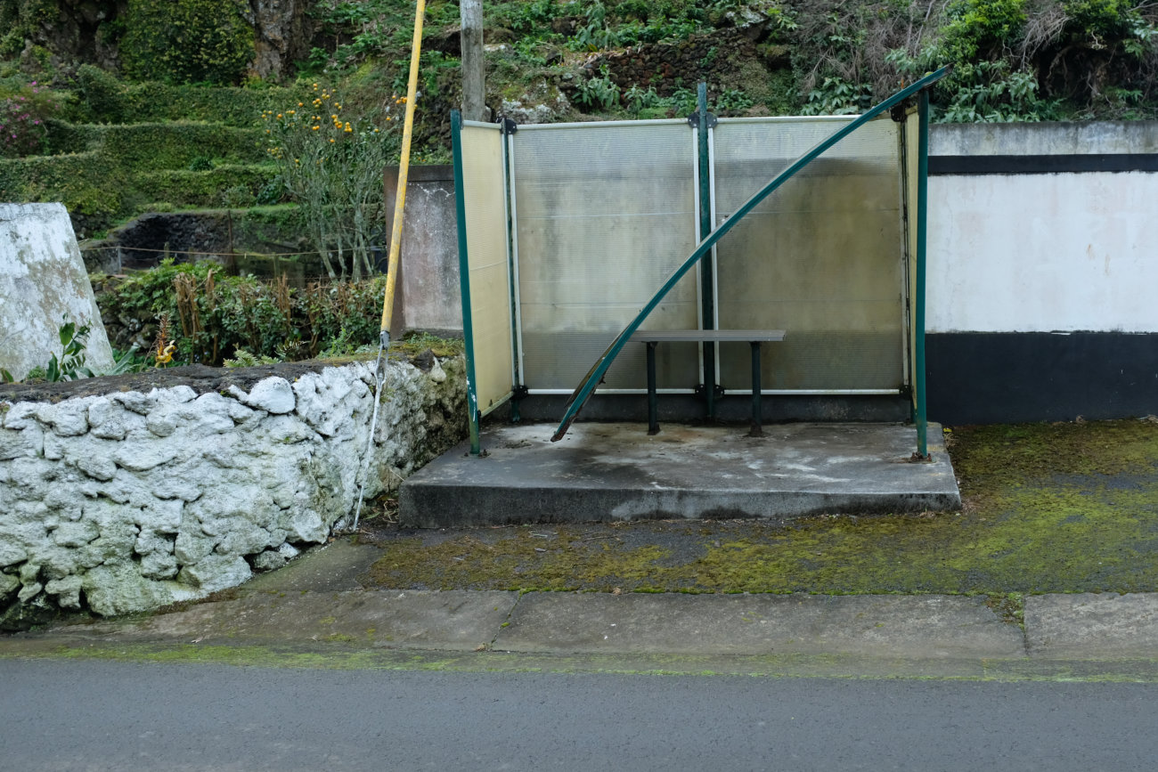 defektes Bushäuschen