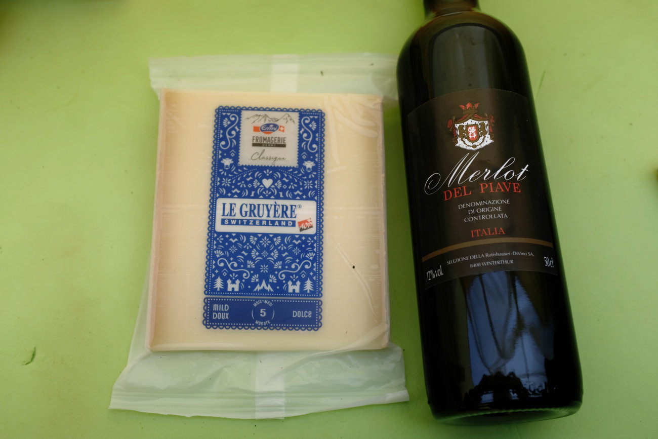 Käse und Wein