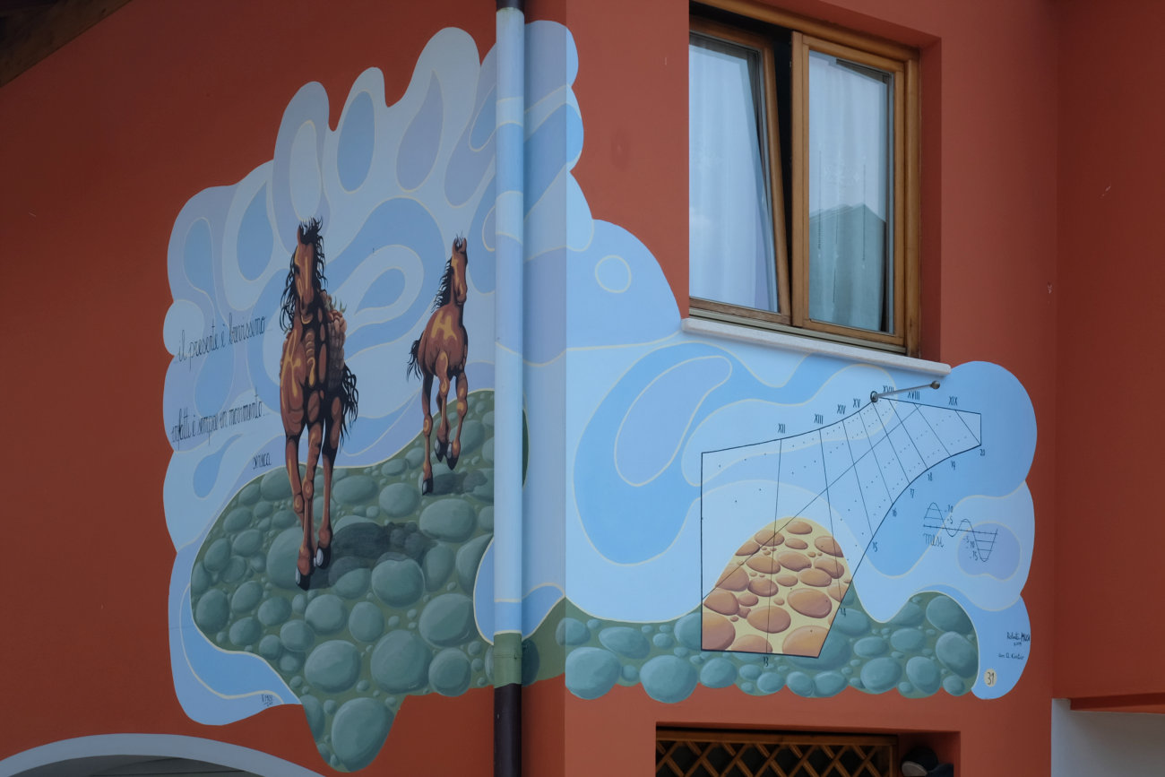 Sonnenuhr 31 in Monclassico