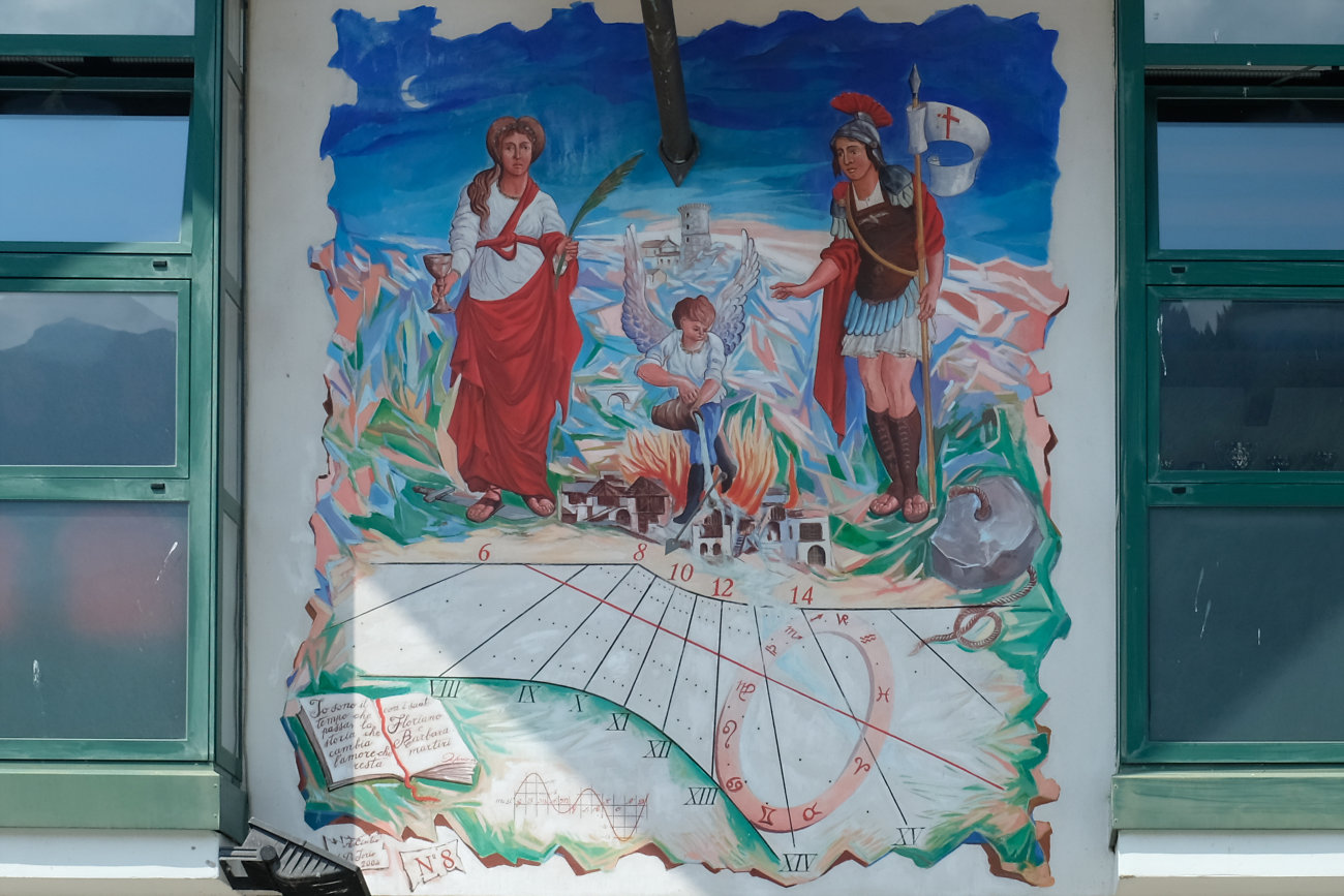 Sonnenuhr 8 in Monclassico