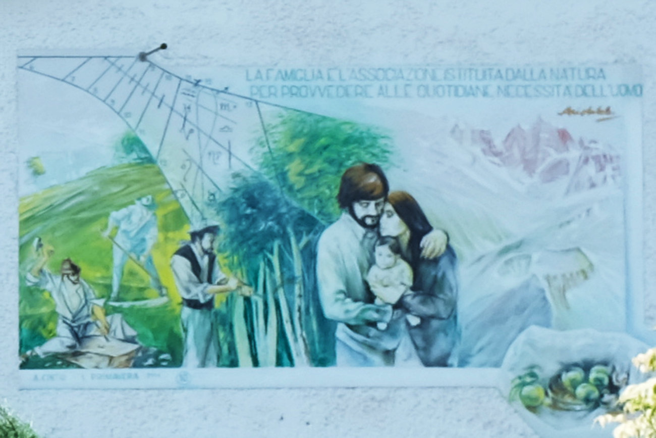 Sonnenuhr 10 in Monclassico