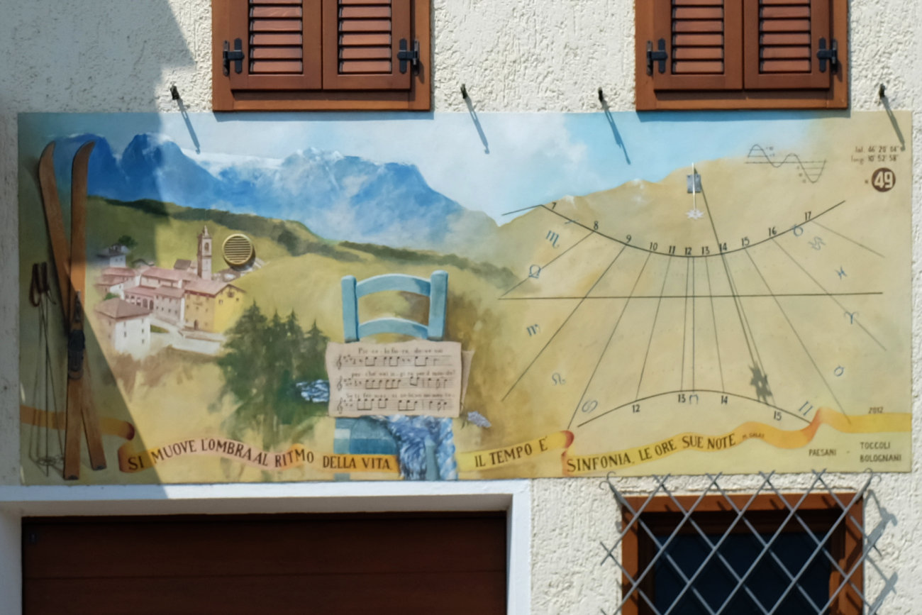 Sonnenuhr 49 in Monclassico