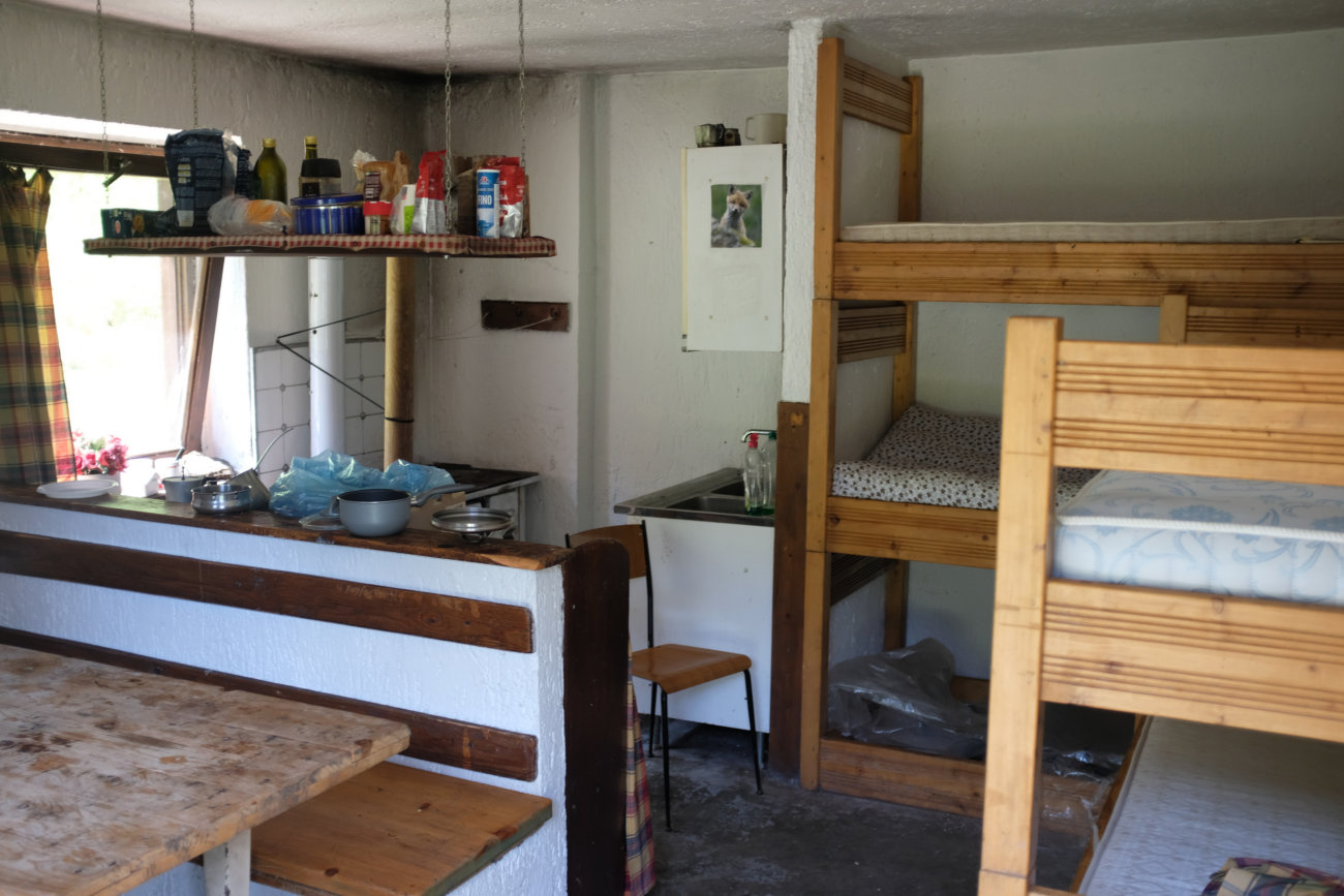 Bivacco Mario Gregori al Mezol innen