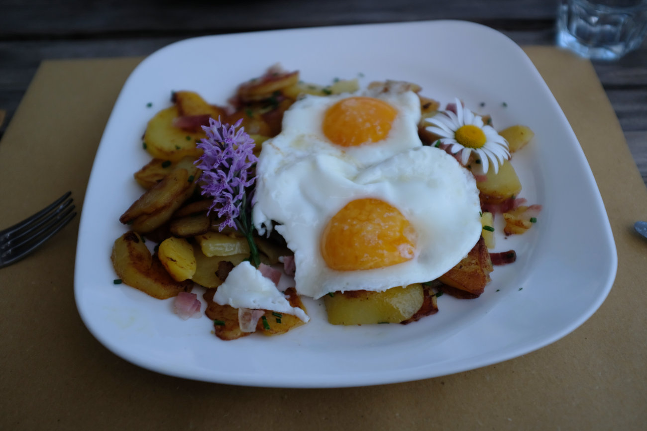 Bratkartoffeln und Spiegelei