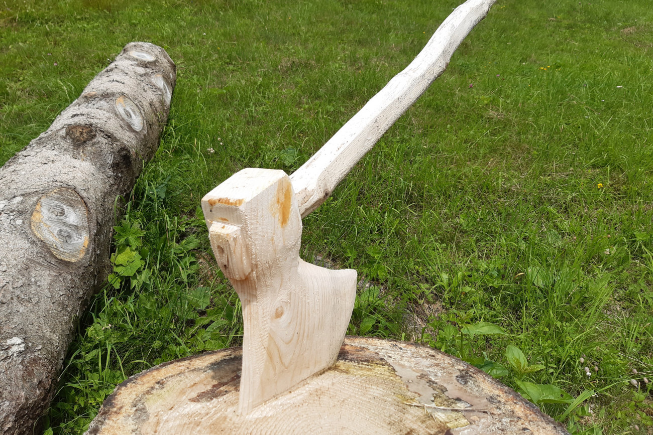 Holzaxt
