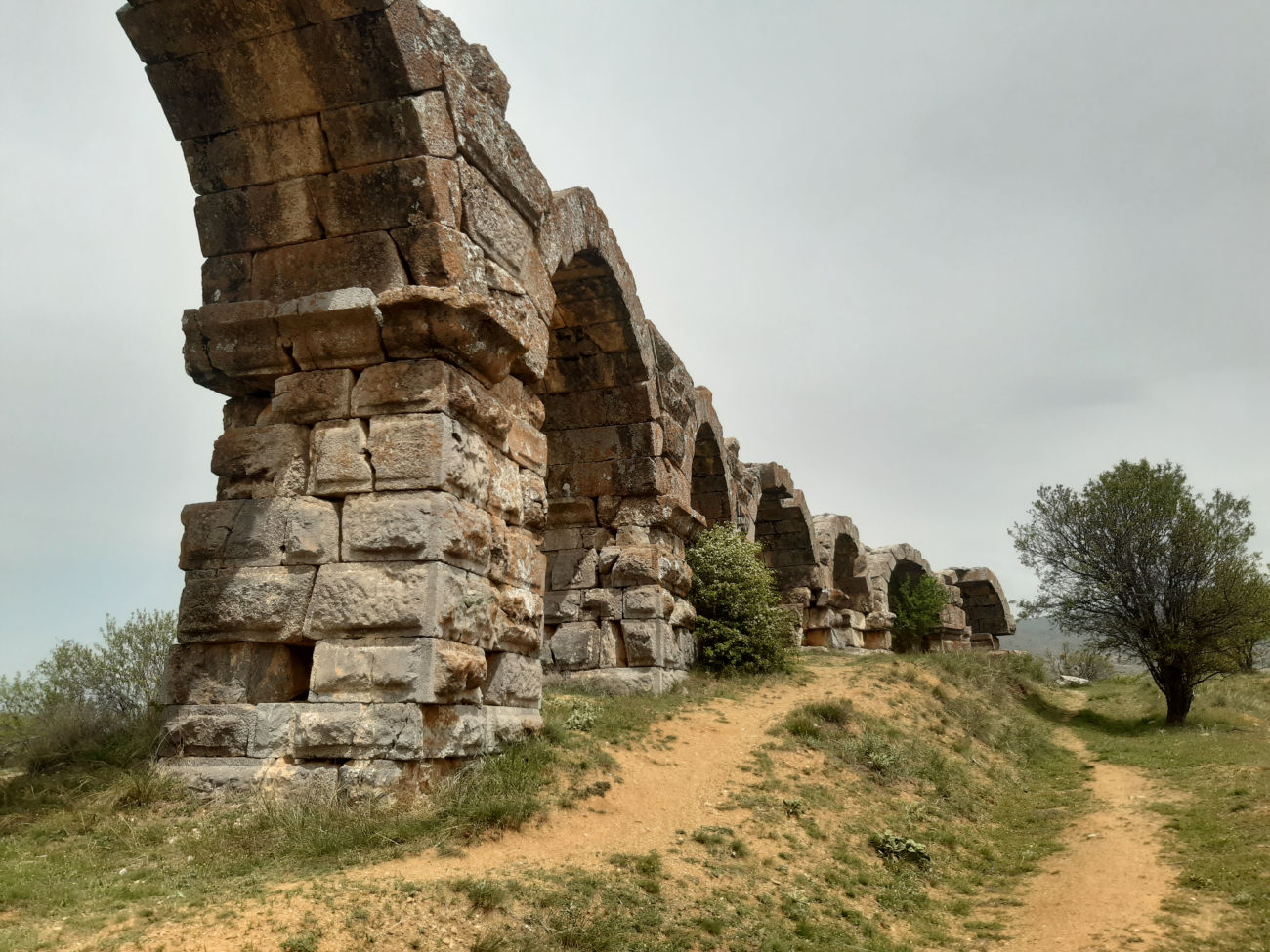 Aquäduct bei Yalvaç