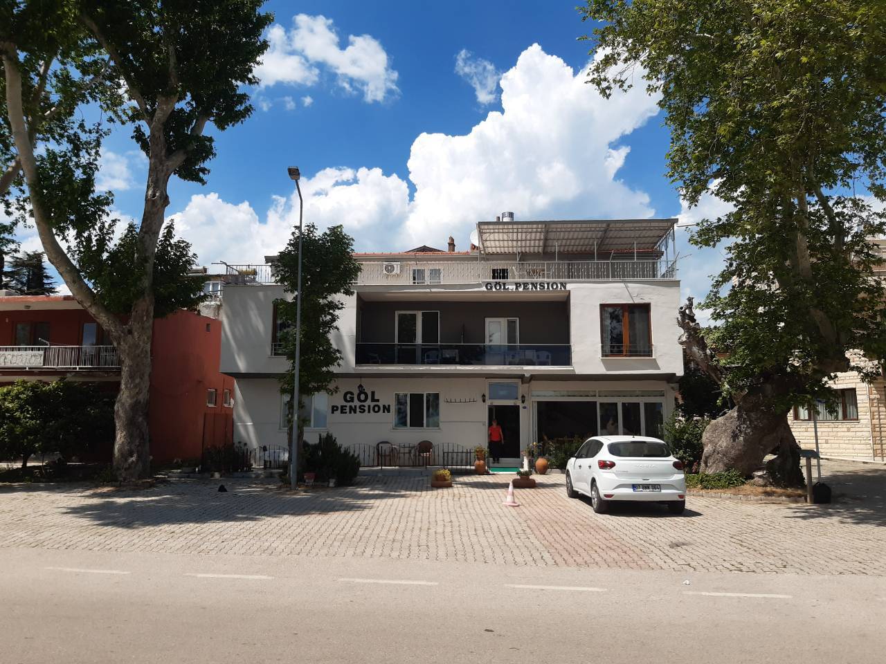 Göl Pension