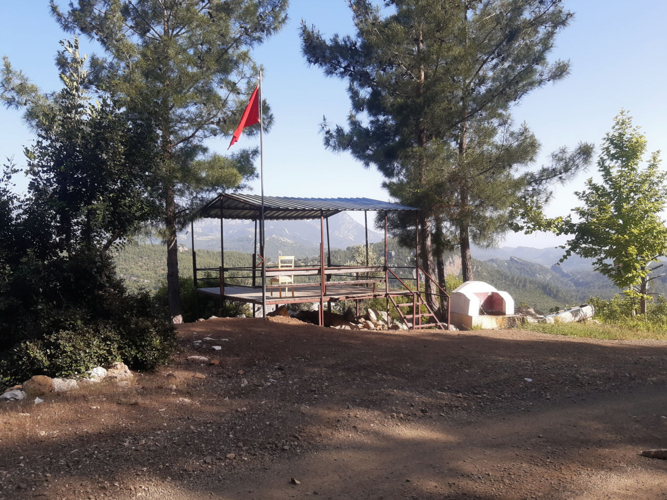 Rastplatz mit Brunnen